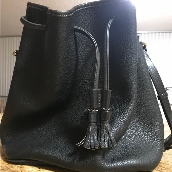Dooney & Bourke Handbags - Dooney & Bourke Vintage Leather Drawstring bag